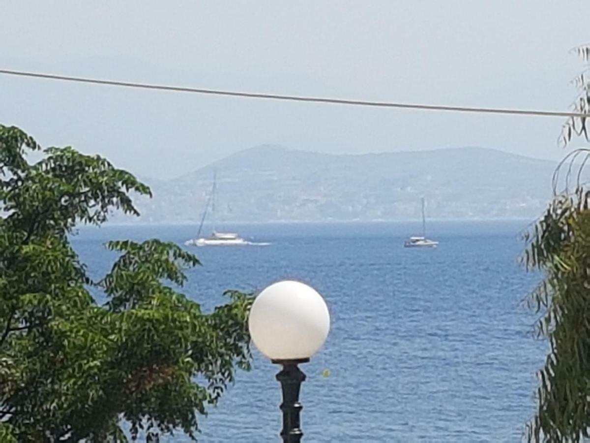 Bayside House Appartement Kassiopi Buitenkant foto